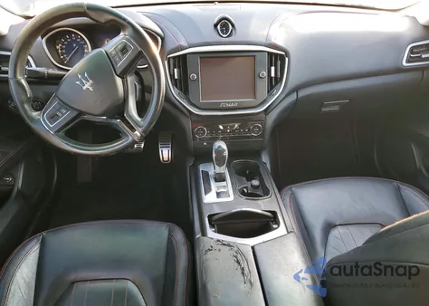 2015 Maserati Ghibli z USA, uszkodzony, nr VIN ZAM57XSA2F1159407